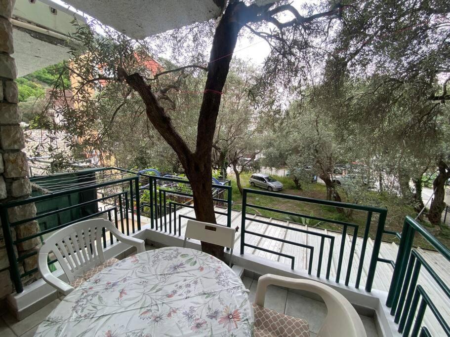 One-bedroom Olive, Rafailovici Apartment Budva